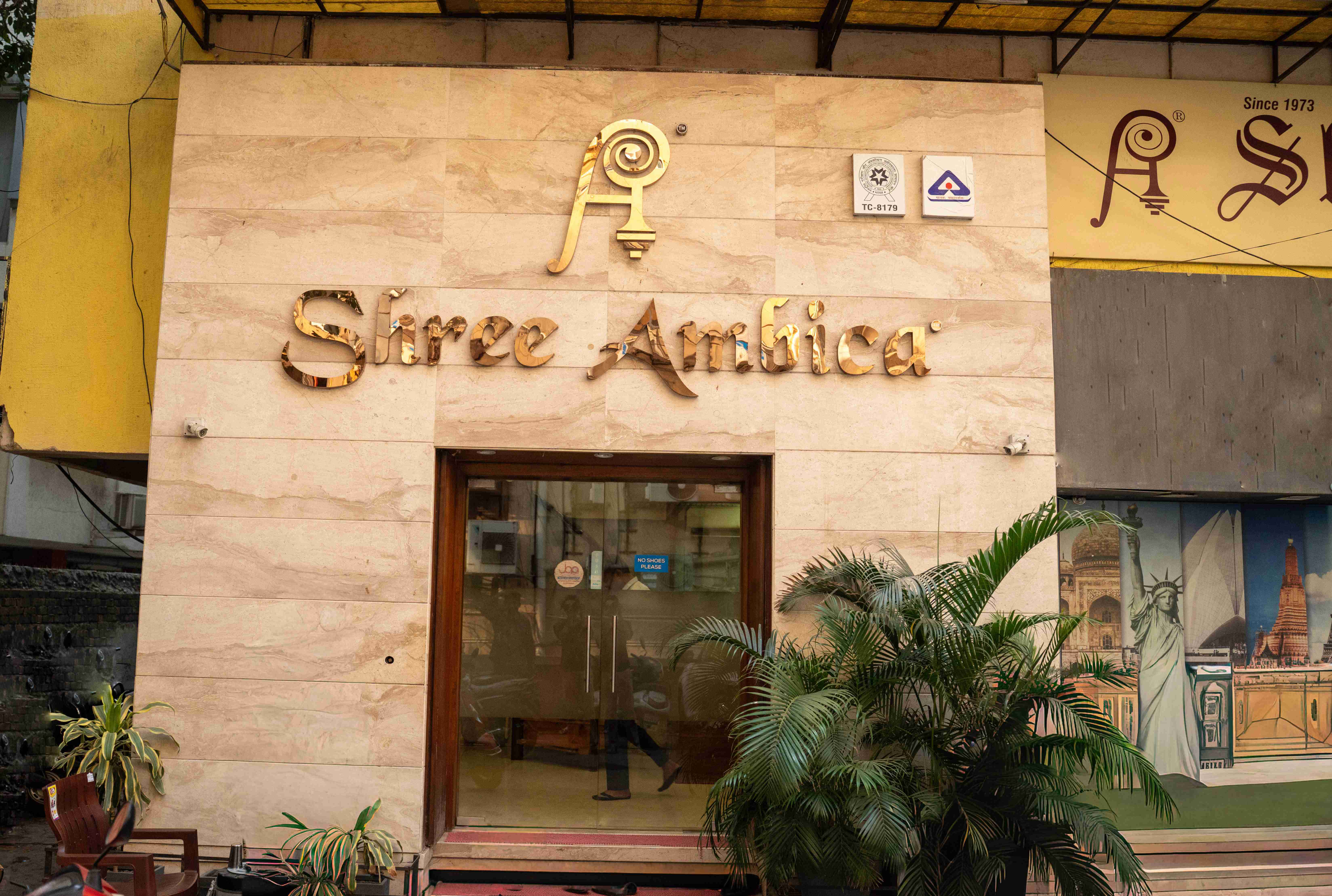 Gold Store